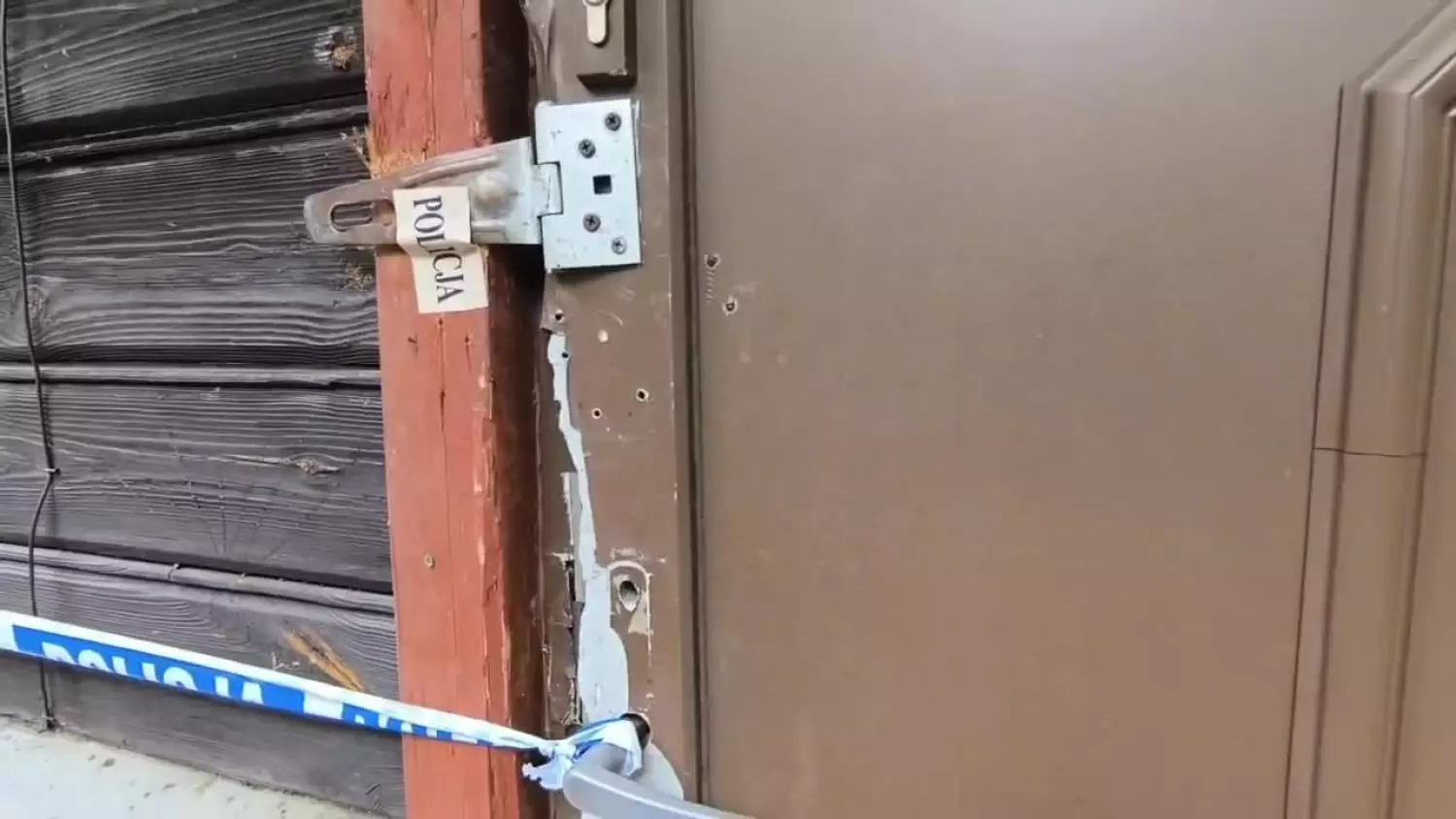 Nastolatkowie z Celestynowa zdemolowali dom „dla zabawy”.